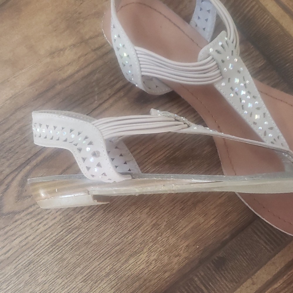 Sandals - Picture 3 of 5